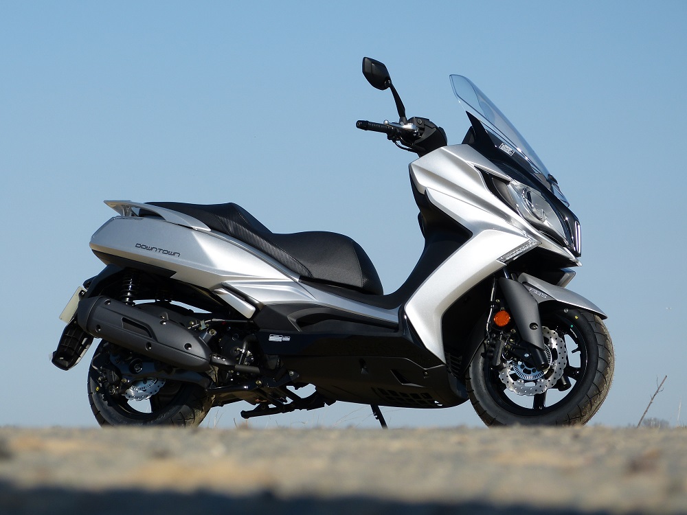 Le scooter 125 connecté comme une voiture !