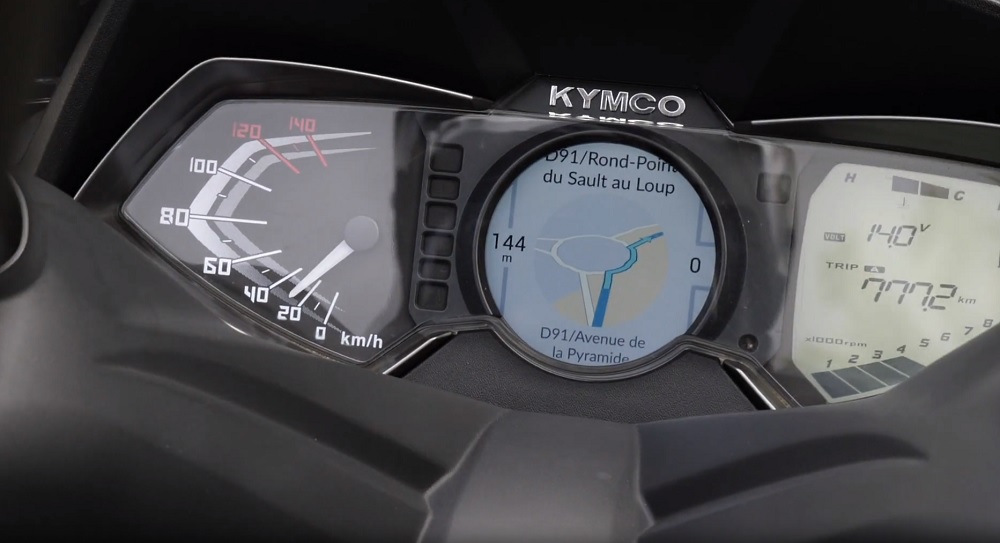 Le scooter 125 connecté comme une voiture ! Le scooter 125 connecté comme une voiture !