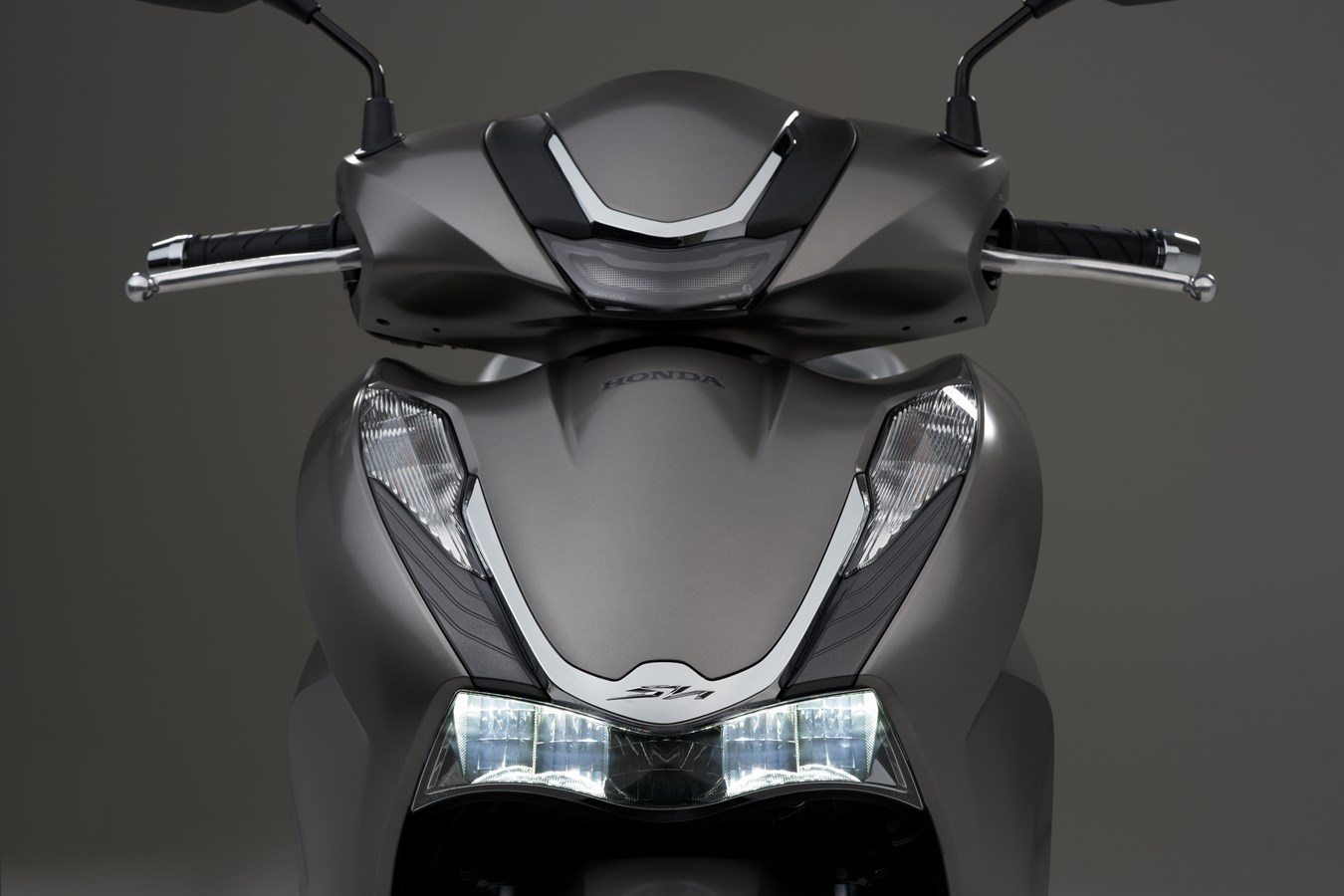 SH 350 : Grandes roues et gros moteur pour le permis A2 SH 350 : Grandes roues et gros moteur pour le permis A2