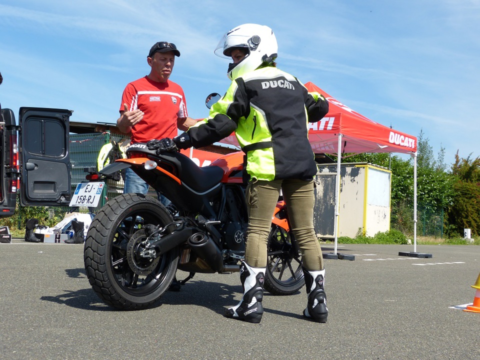 5 bonnes raisons de rêver d'une Ducati après le permis