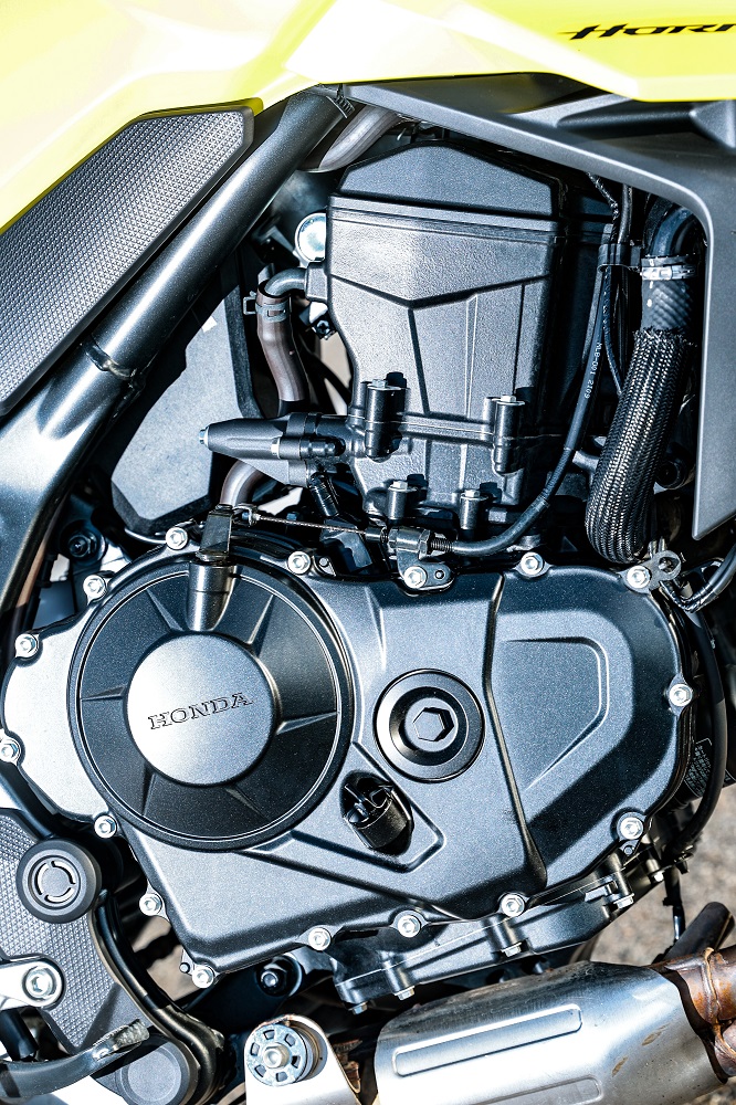 Honda Hornet 750 : la moto A2 révolutionnaire ! Honda Hornet 750 : la moto A2 révolutionnaire !