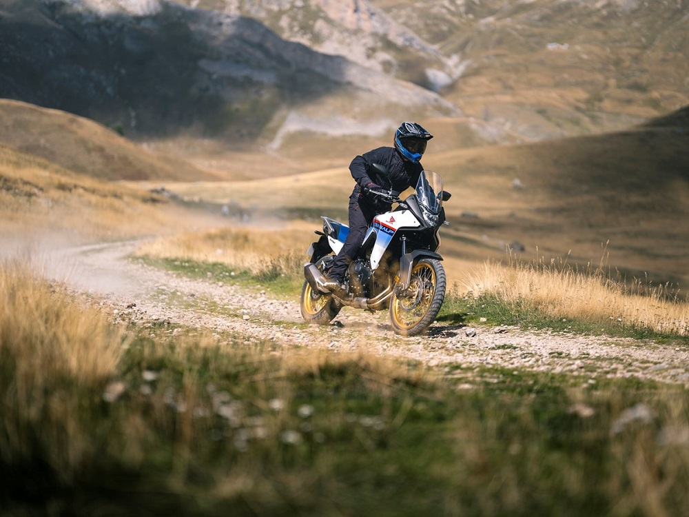 Honda Transalp A2 : le road trip nouvelle génération