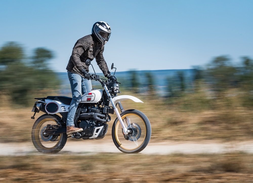 X-Ride 650 A2 : Esprit Dakar, mais pour les malabars !