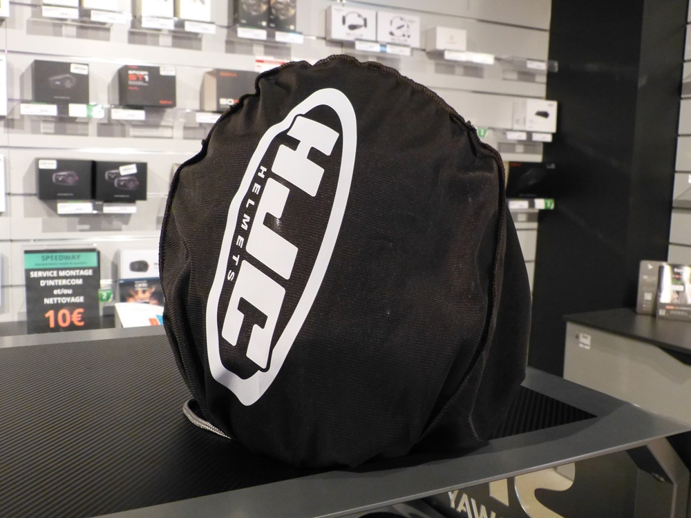 10 règles d’or pour soigner et nettoyer son casque de moto 10 règles d’or pour soigner et nettoyer son casque de moto