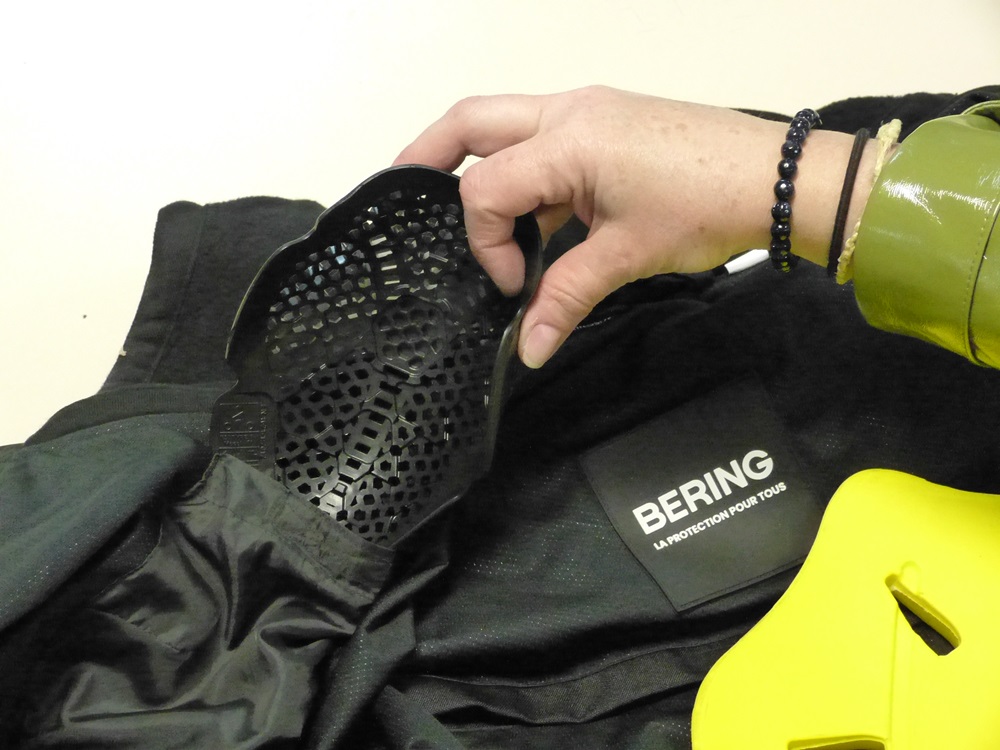 Entretien super facile d’un blouson de moto textile Entretien super facile d’un blouson de moto textile