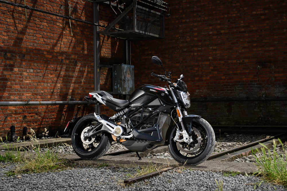Une moto A2 de rêve de ZERO à 100 km/h Une moto A2 de rêve de ZERO à 100 km/h