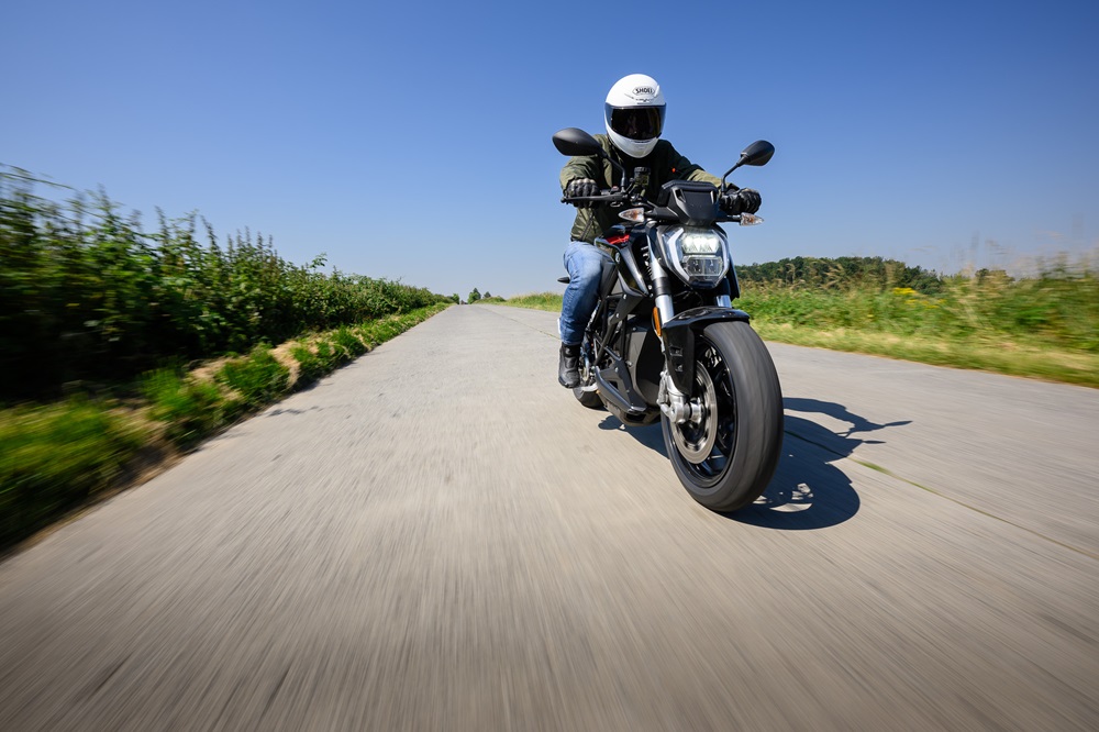 Une moto A2 de rêve de ZERO à 100 km/h Une moto A2 de rêve de ZERO à 100 km/h