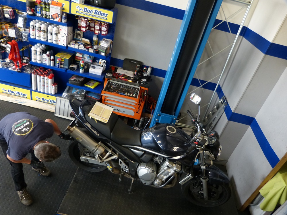 Faites entretenir votre moto A2 à partir de 119 € Faites entretenir votre moto A2 à partir de 119 €