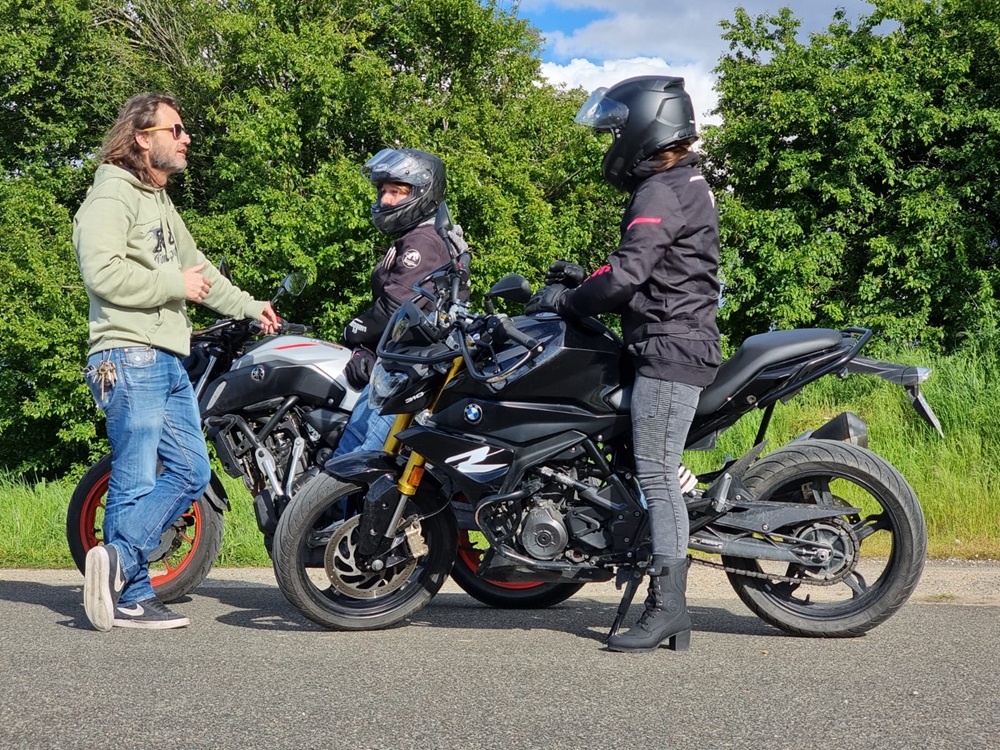 Tout savoir pour passer son permis moto quand on est un petit gabarit Tout savoir pour passer son permis moto quand on est un petit gabarit