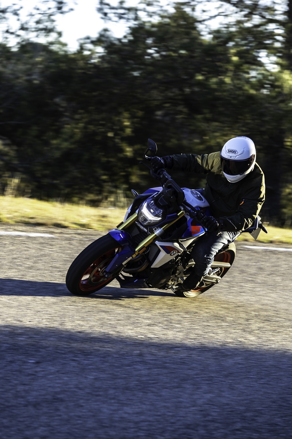 BMW F900R : Du renouveau dans l’A2 BMW F900R : Du renouveau dans l’A2