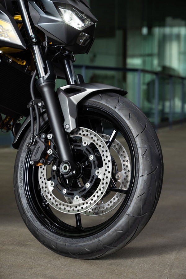 Z650S 2026 : De gros progrès pour l’iconique Kawasaki A2