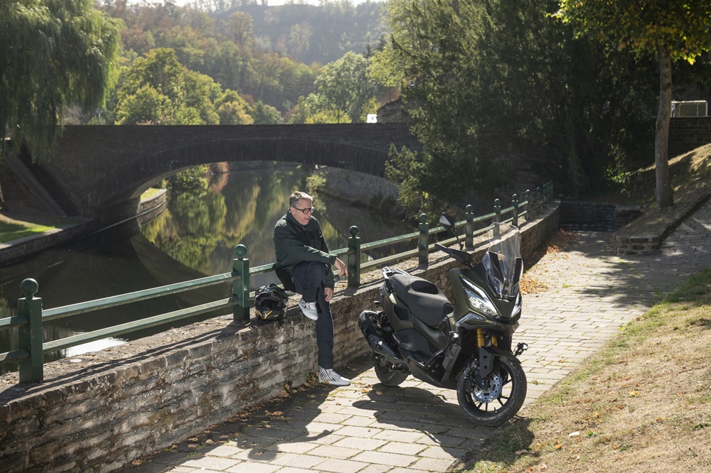 X-Tera 350 : Le maxi scooter pour la jungle urbaine
