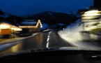 Plein phare sur la conduite de nuit