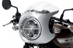 W800 cafe detail A