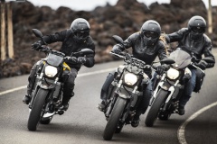 2015_YAM_MT07_EU_RYC1_ACT_002 (800x600)