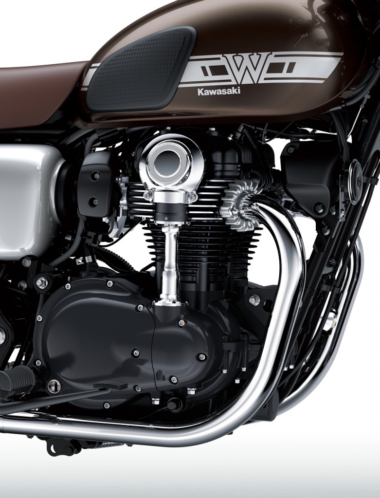 W800 cafe detail C