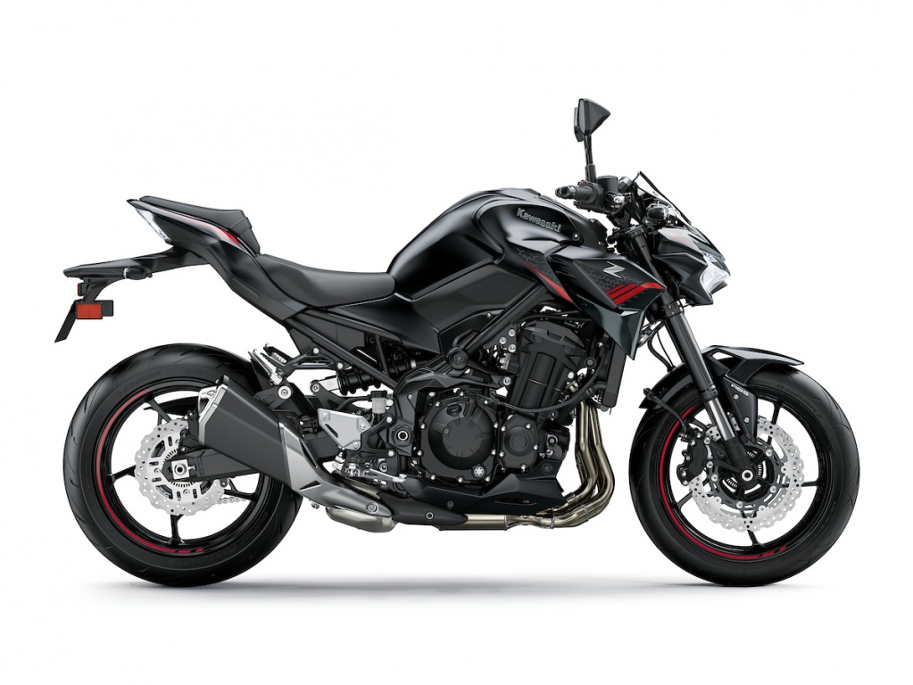 2020_Z900_Spark Black