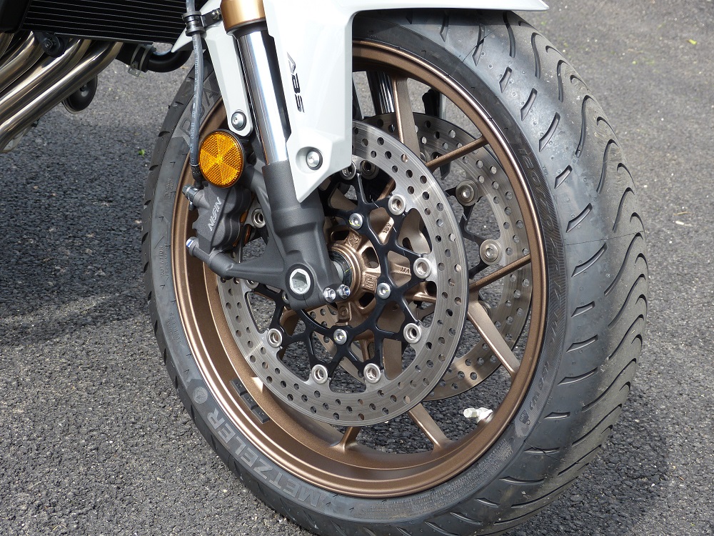 CB650R frein AV