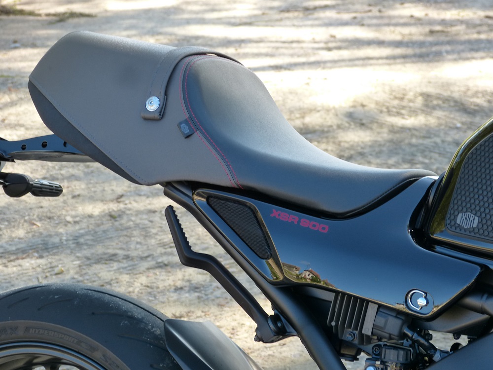 XSR900 A2 12