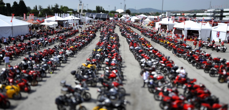 Ducati world(800x387)