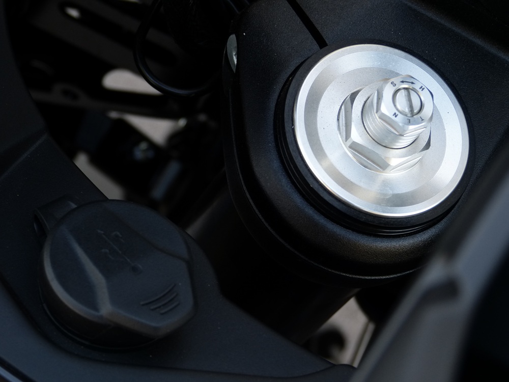 CF MOTO 800MT Explore A2 8