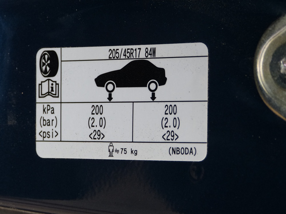 pression pneu gonfleur osram 7
